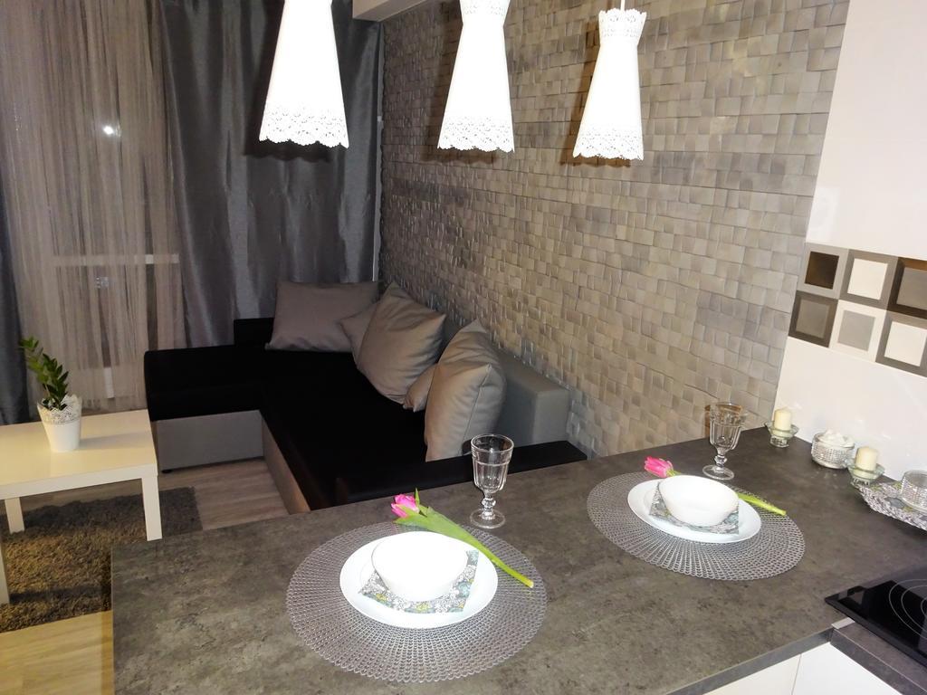 Apartament Junior วอร์ซอ ภายนอก รูปภาพ