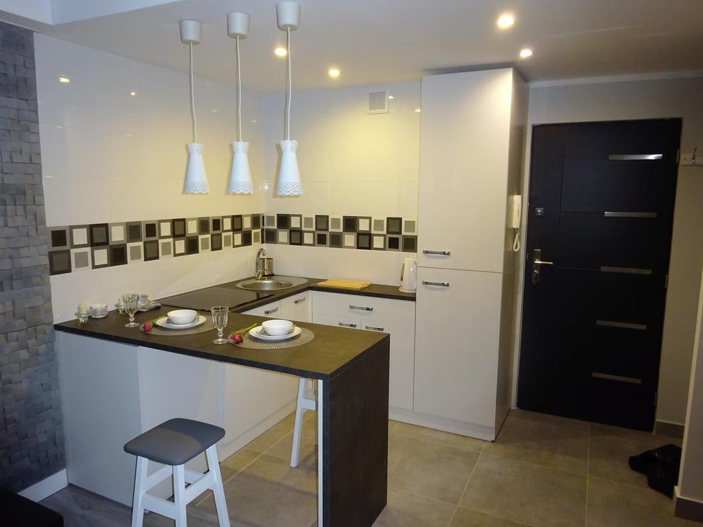 Apartament Junior วอร์ซอ ภายนอก รูปภาพ