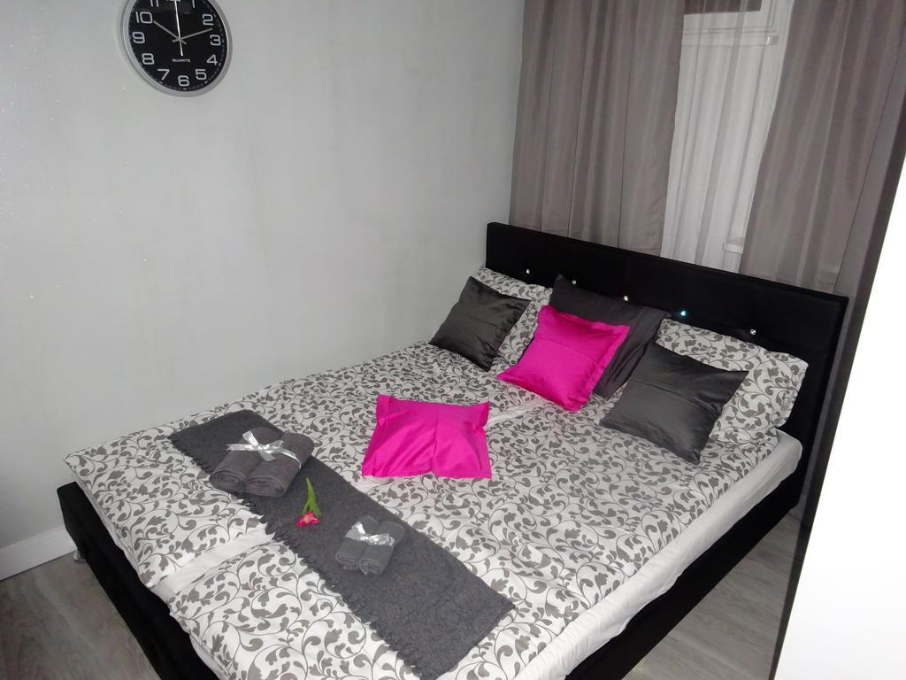 Apartament Junior วอร์ซอ ภายนอก รูปภาพ