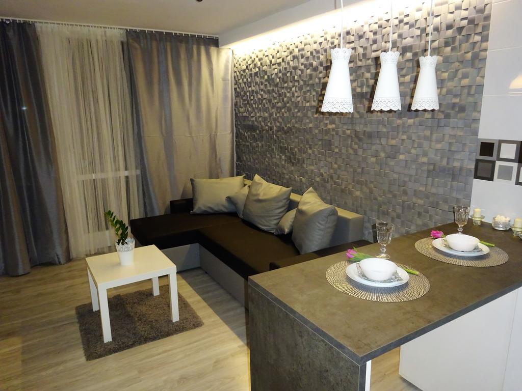 Apartament Junior วอร์ซอ ภายนอก รูปภาพ